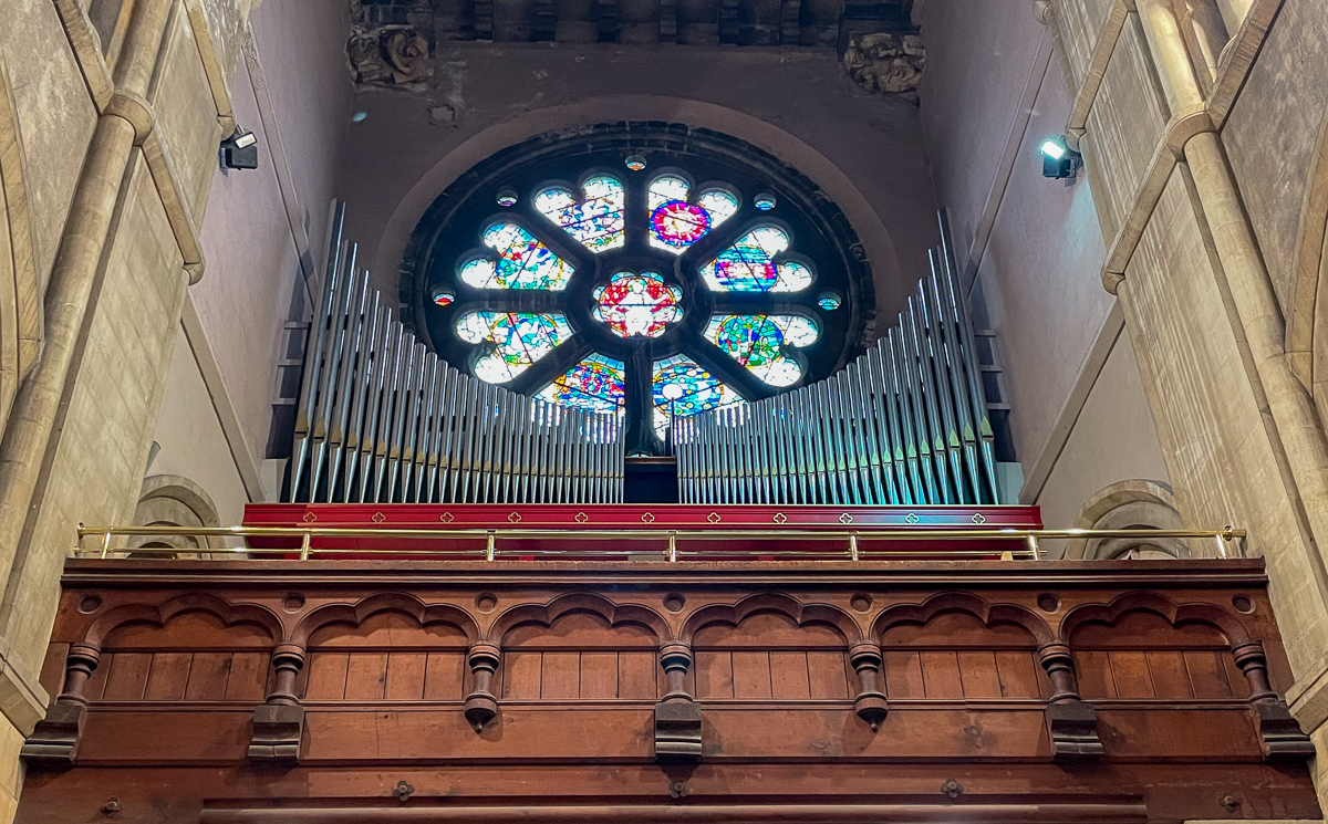 cathedral organ